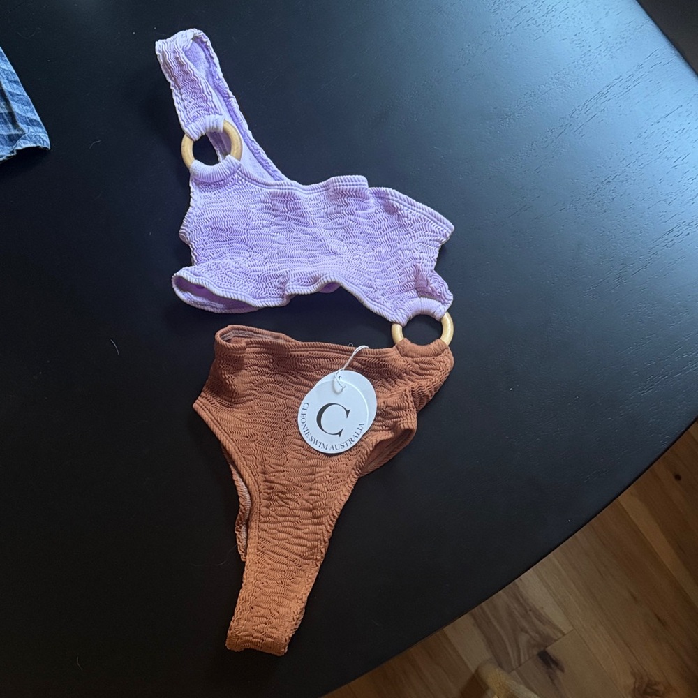 Crinkle One-Shoulder One-Piece Swimsuit in Lavender and Rust by